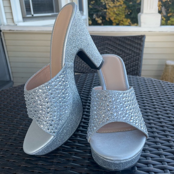 Silver Glitter Rhinestone Block Heeled Sandals Size 40 - Picture 2 of 11